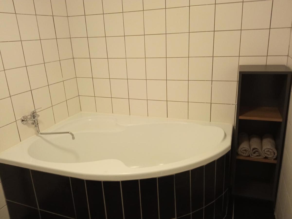 Apartman Hulin, Chrastany المظهر الخارجي الصورة