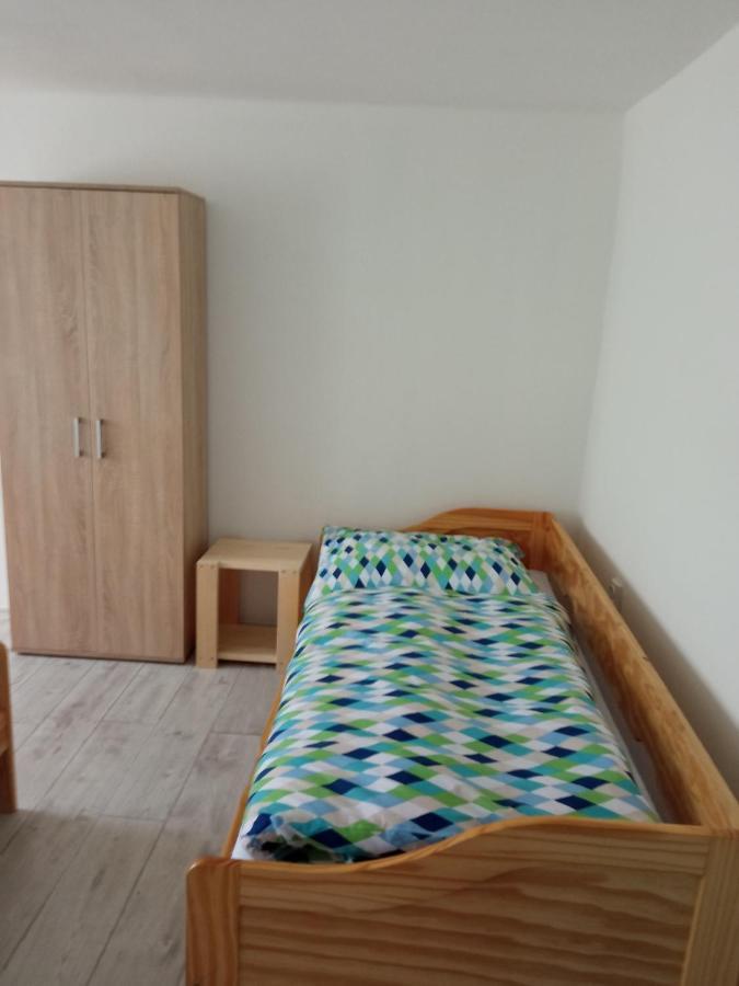 Apartman Hulin, Chrastany المظهر الخارجي الصورة